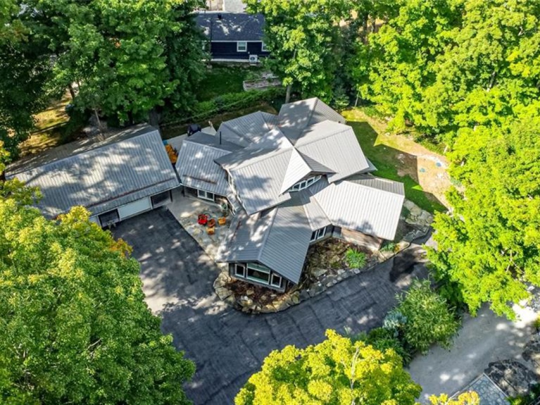 284 LAKE DALRYMPLE Road, 