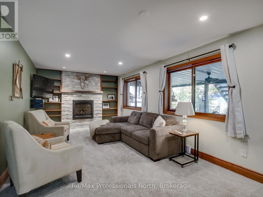 324 Bethune Drive N, Gull Lake