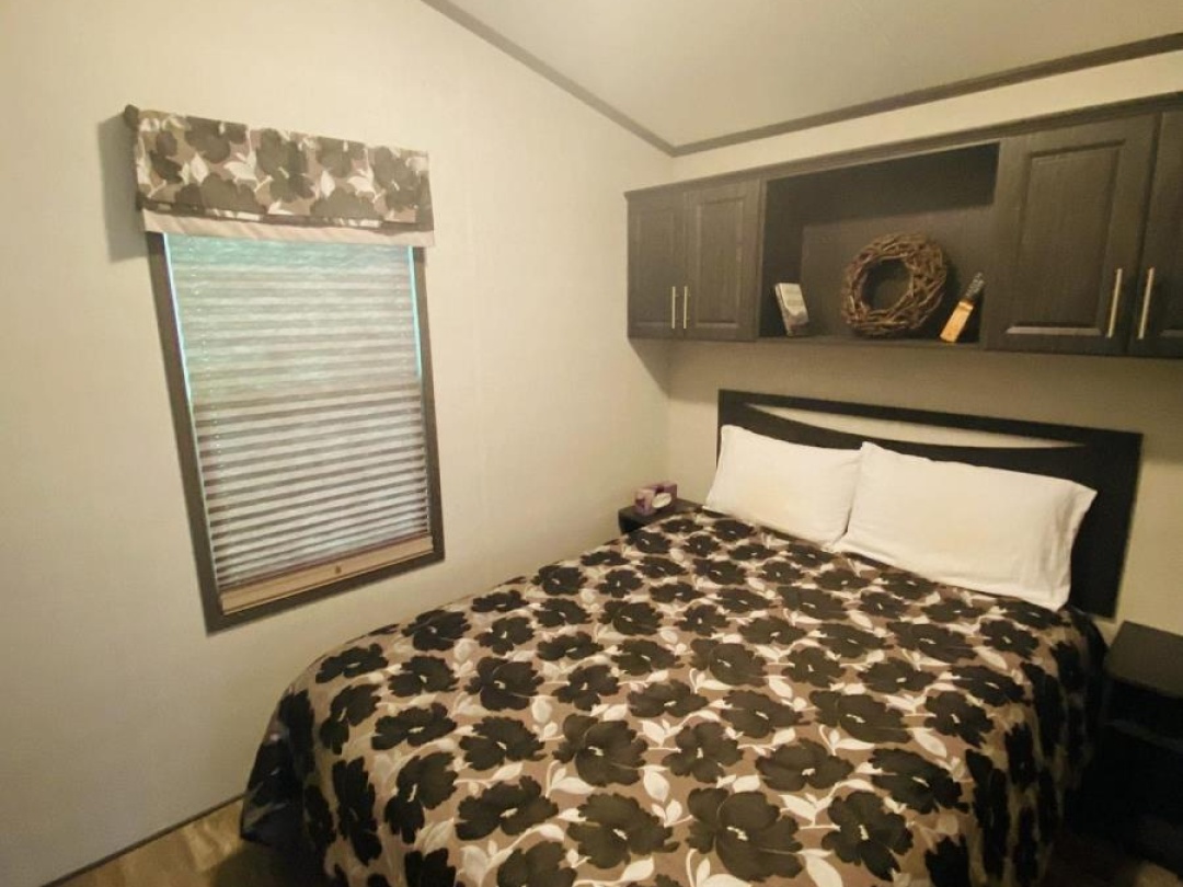 SMR167 - 1082 SHAMROCK MARINA ROAD, 