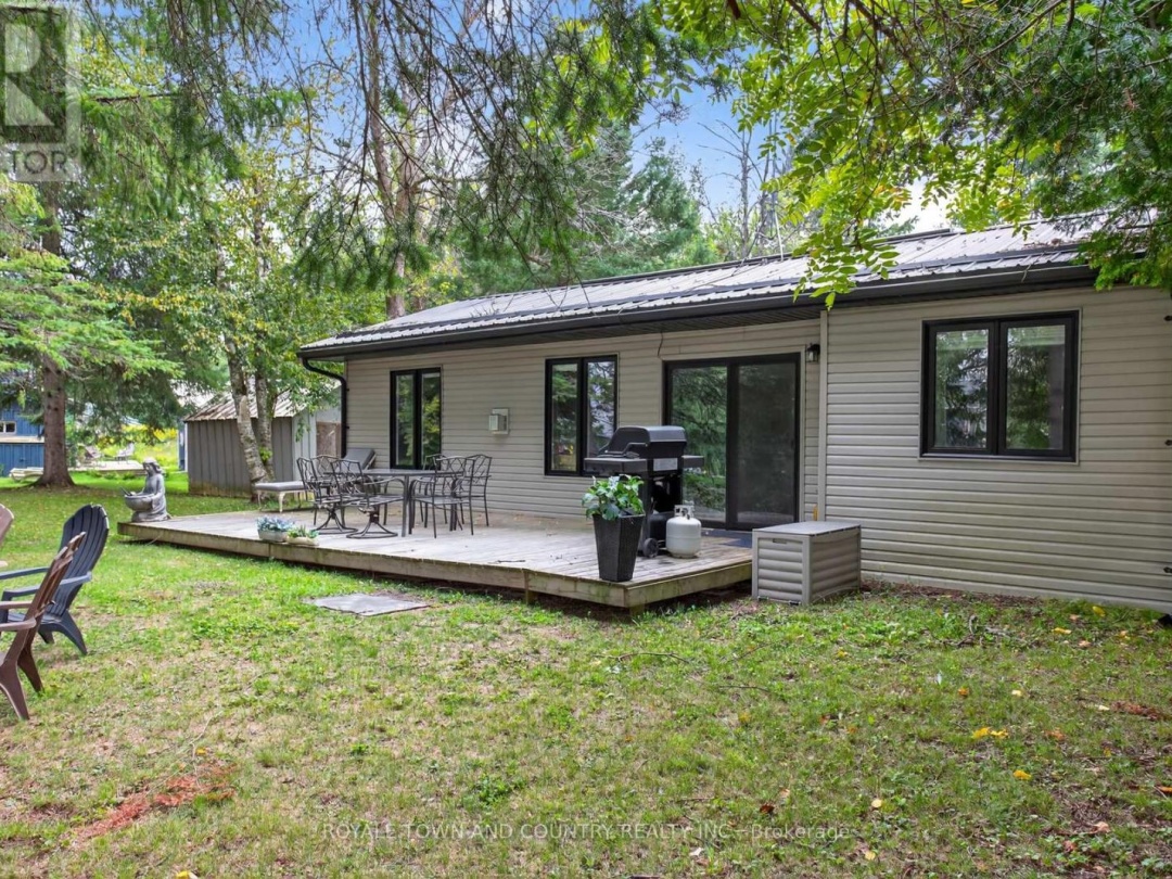 82 RIVERBANK ROAD, 