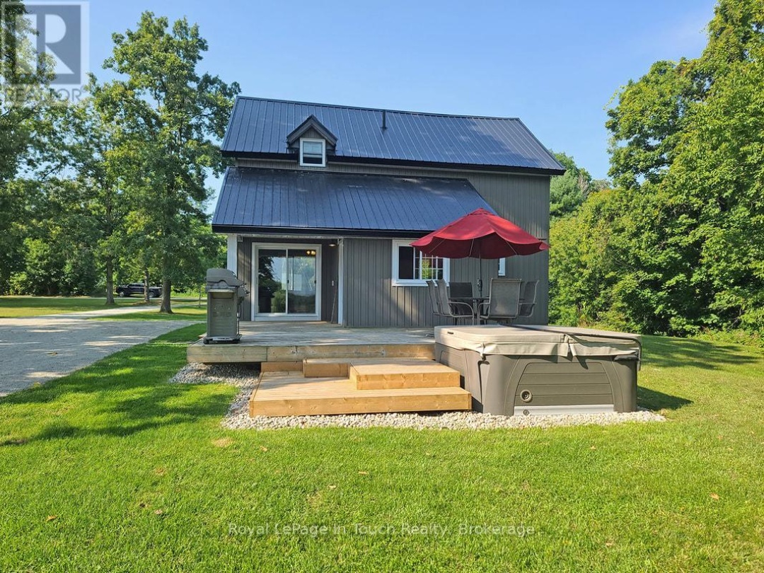 3010 Matchedash Street, Matchedash Bay