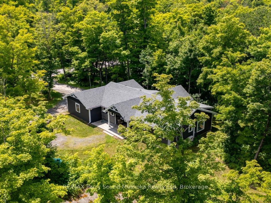 36 LONG LAKE ESTATES ROAD, 