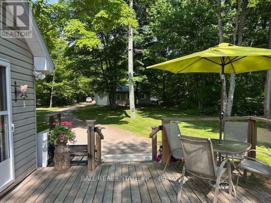 1117 GRAHAM'S LANE, 