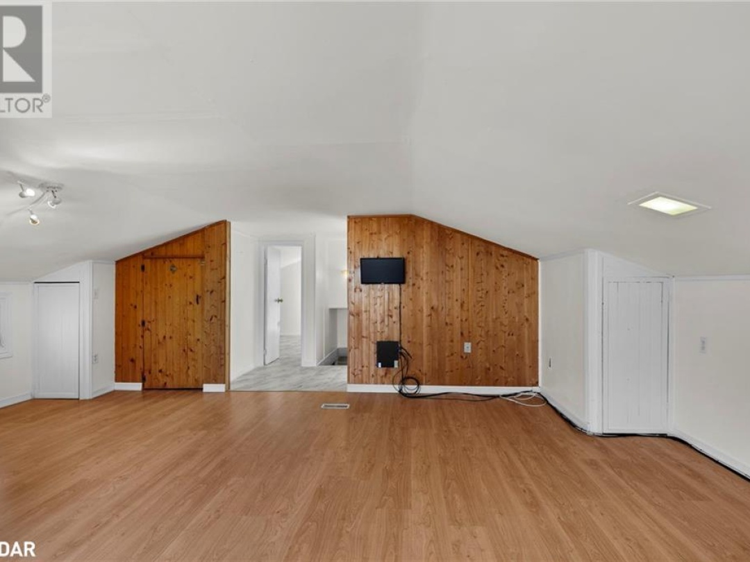 3 COURTLAND Street, 