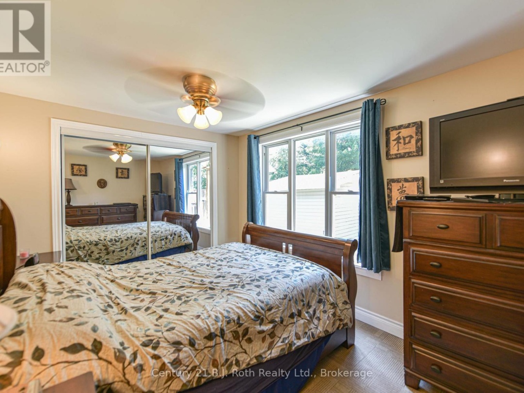 3306 KNIGHT AVENUE, 