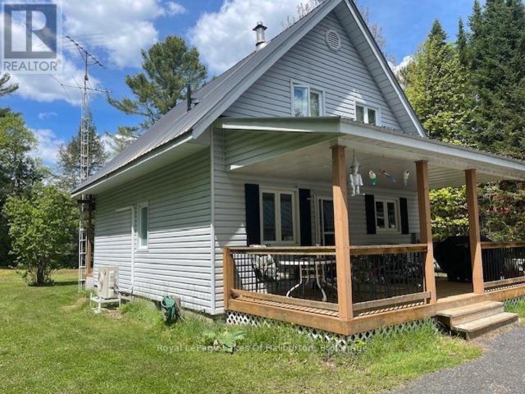 1675 BRAELOCH ROAD, Kennisis Lake