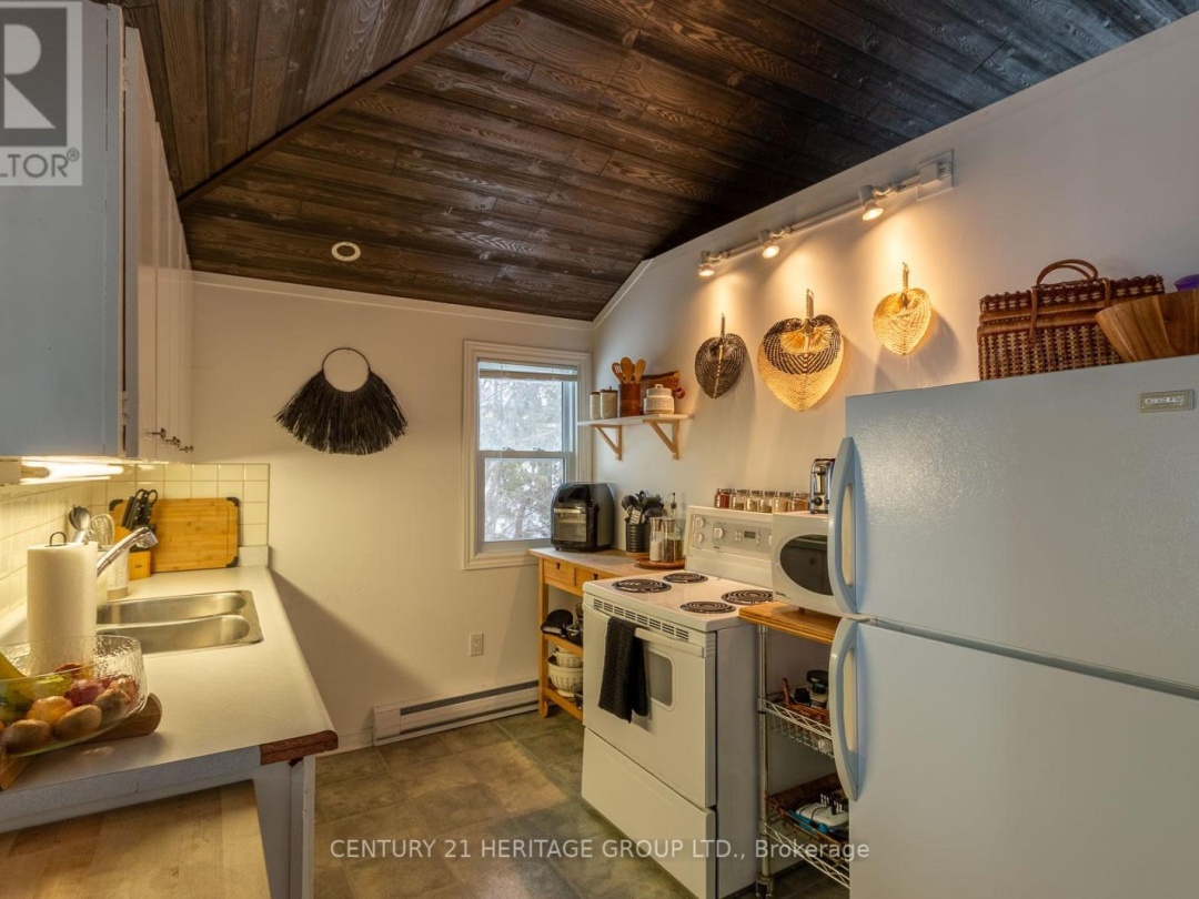 1253 Ramara Road, Lake Simcoe