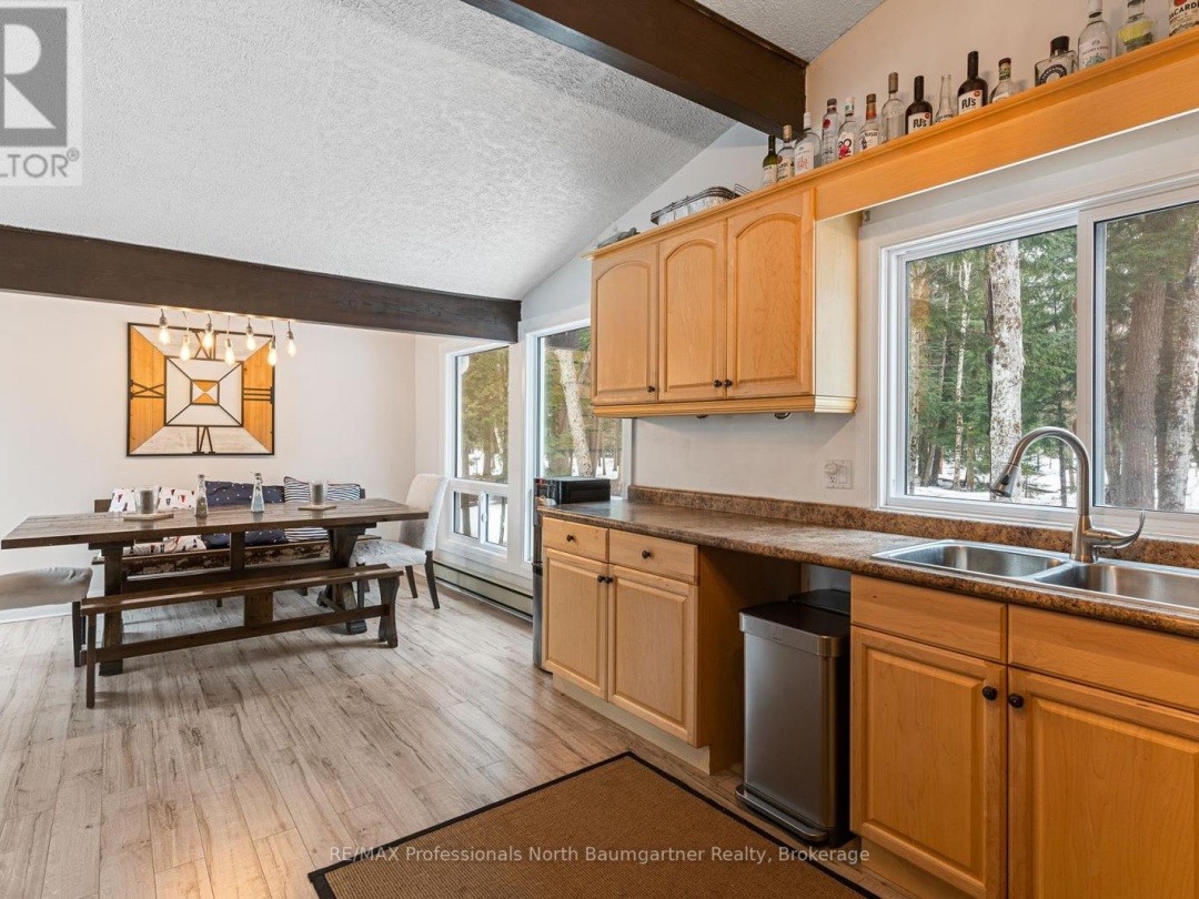 1088 Gravel Pit Drive, Canning Lake