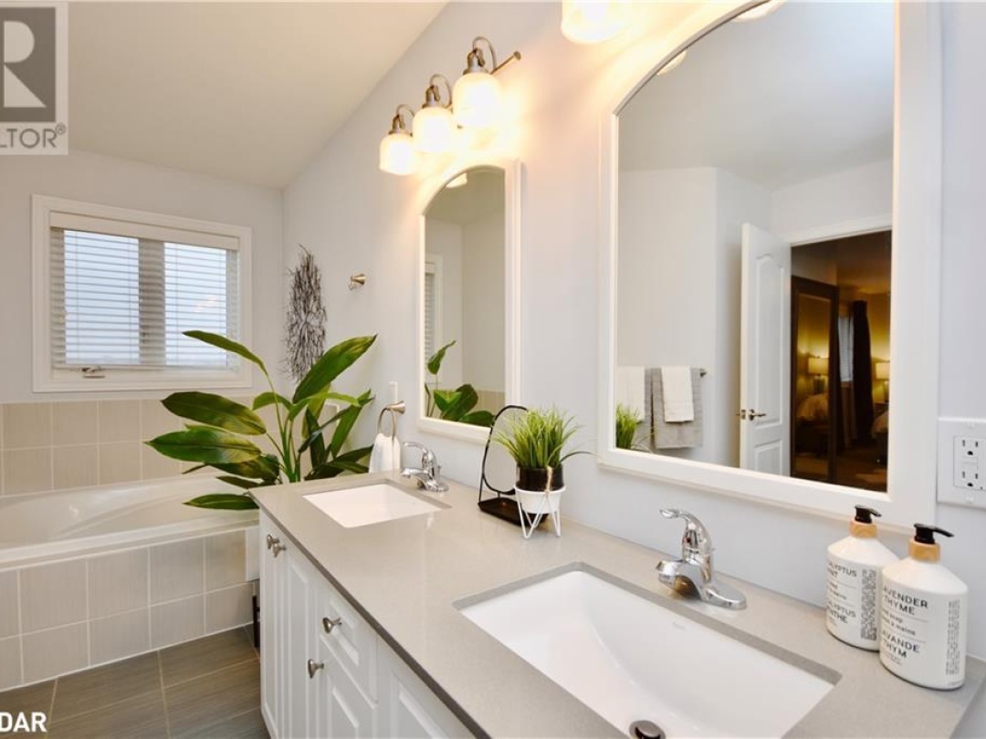 3089 EMPEROR Drive, 