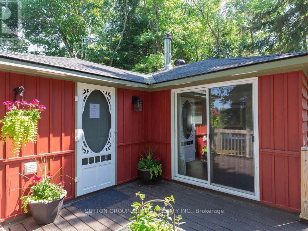 1047 Colony Trail, Lake Muskoka