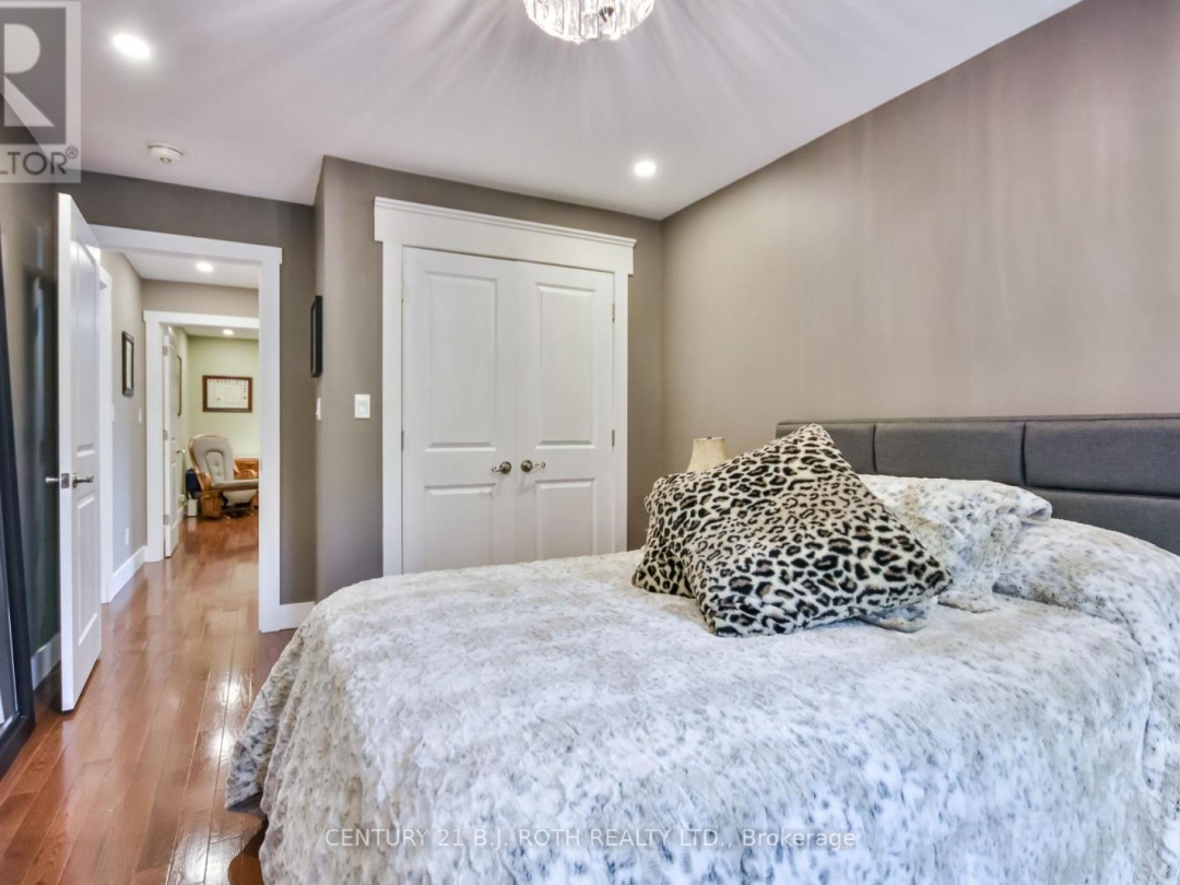 13 FITTON HEIGHTS, 