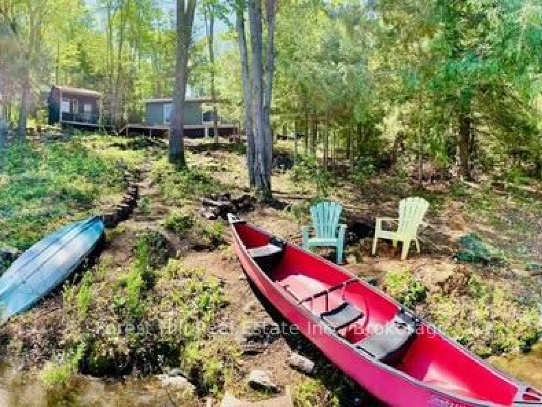 60 HAWKSVIEW LANE, 