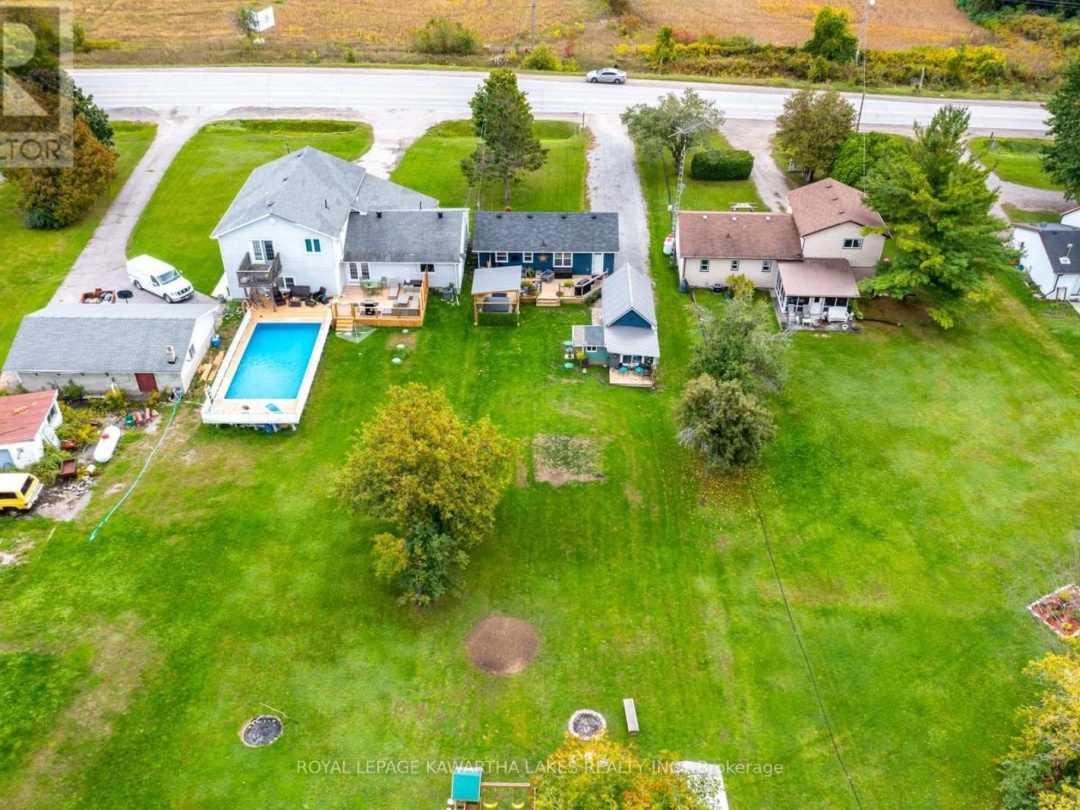 813 COUNTY ROAD 121 ROAD, 