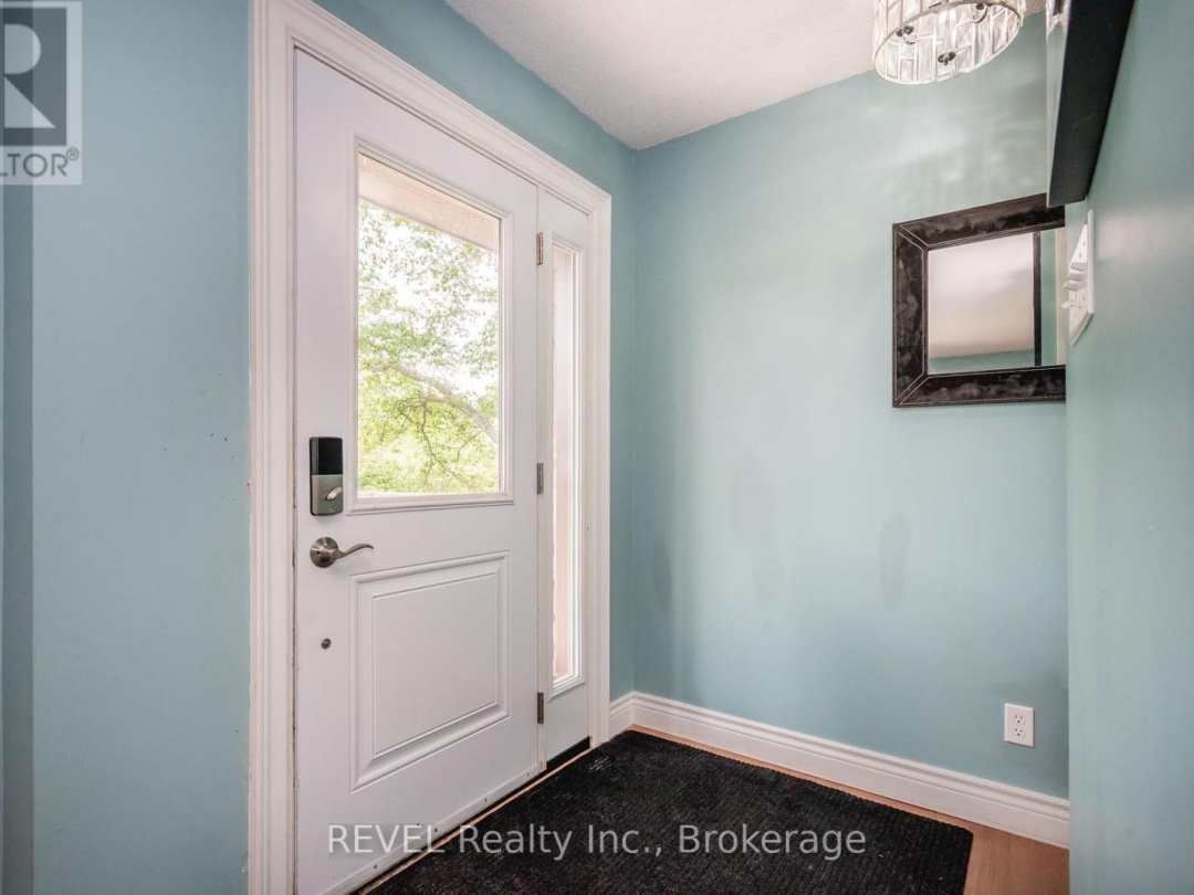1515 LOVERING LINE, 