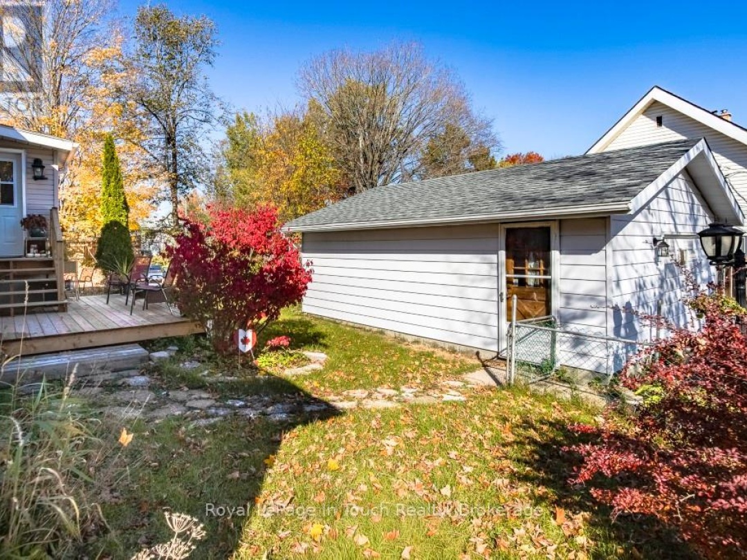 450 ASSINIBOIA STREET, 