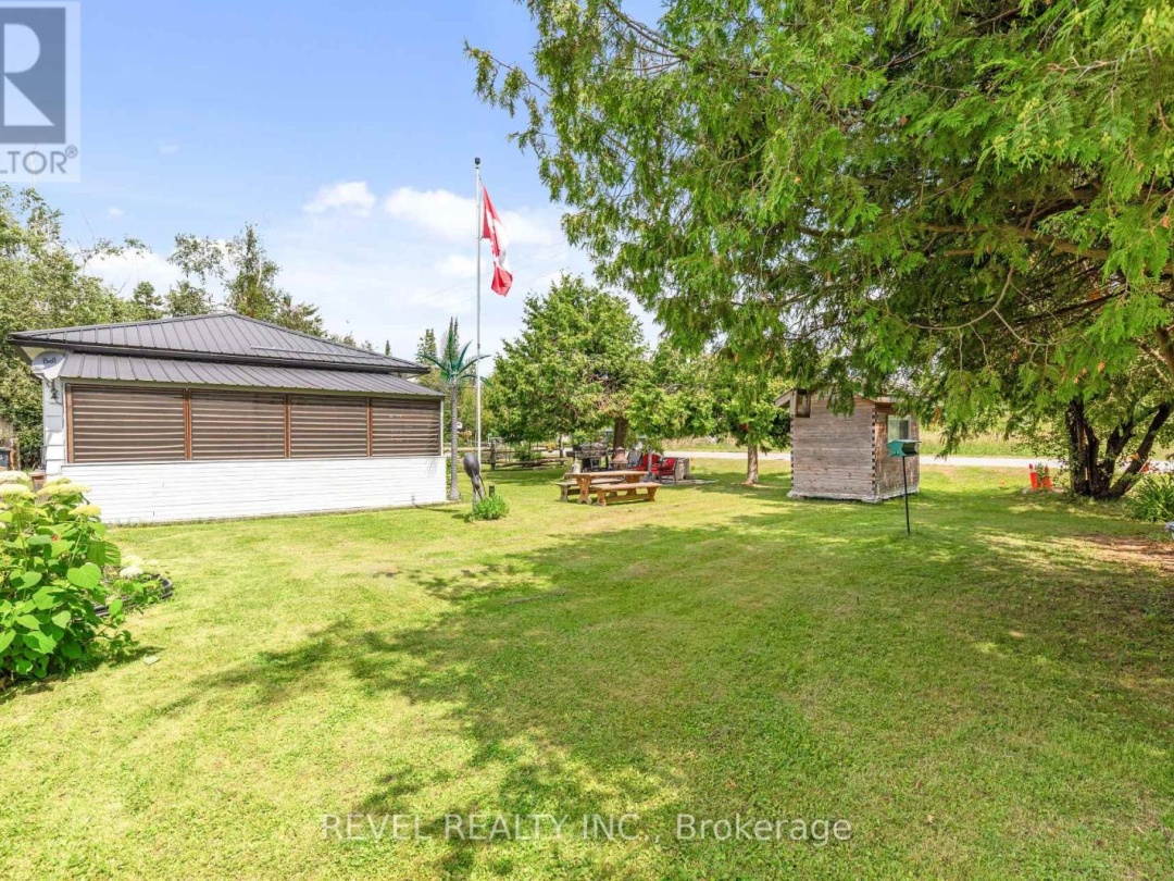883 CENTENNIAL PARK ROAD, 