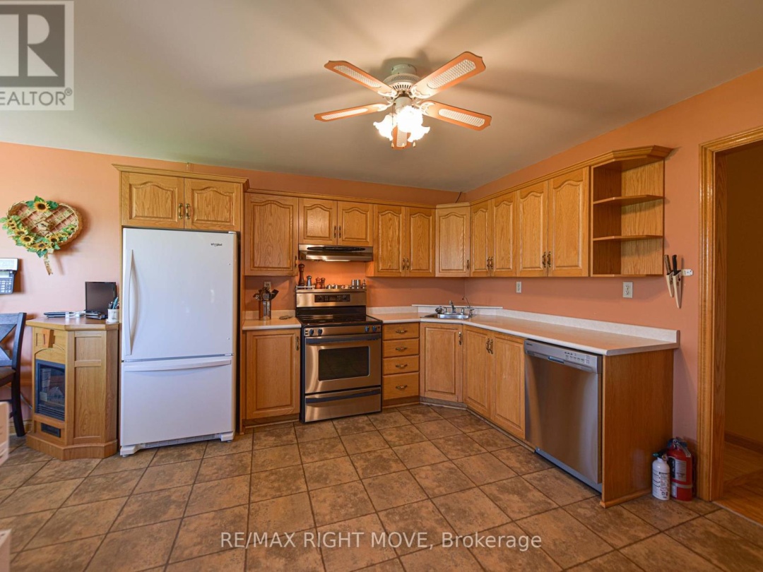 2723 Monck Road, Ramara