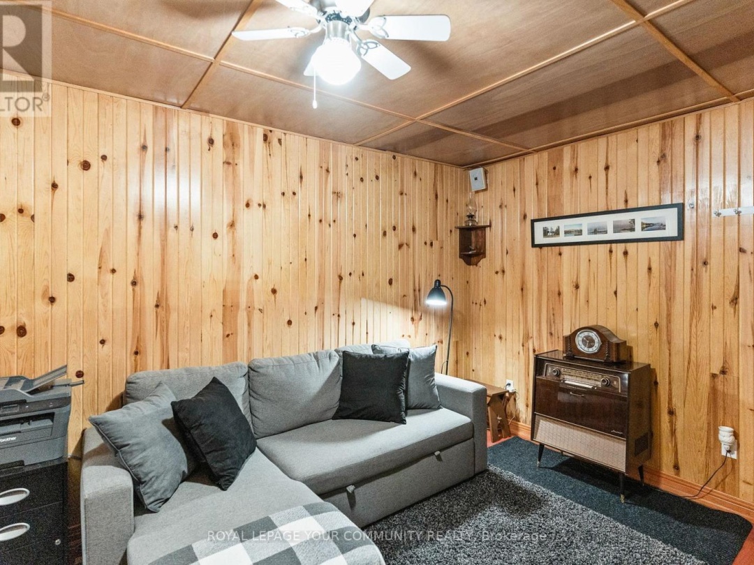 1139 CANUCK TRAIL, 