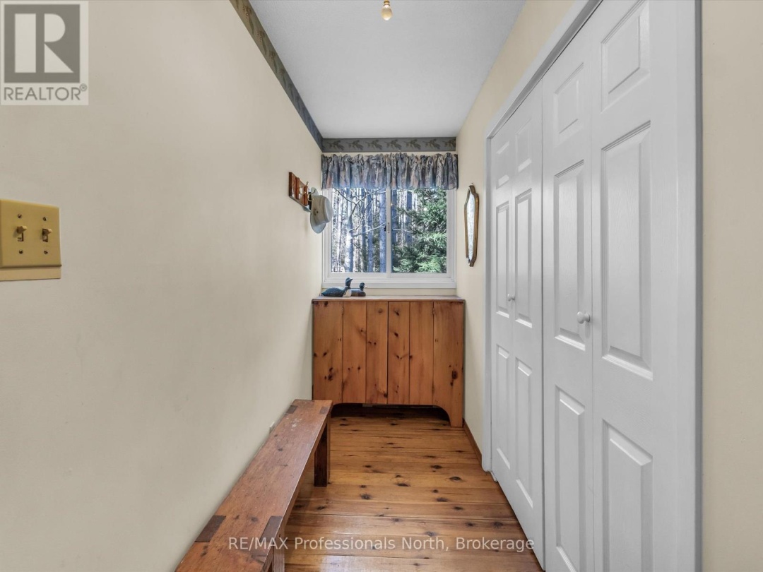 1273 Williamsport Road, Big East Lake