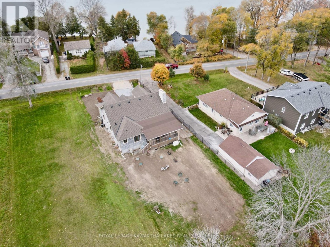 2501 Lakeshore Drive, Lake Simcoe