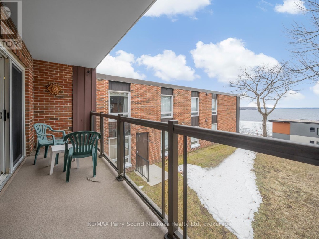 205 100 Beaconview Heights, Parry Sound