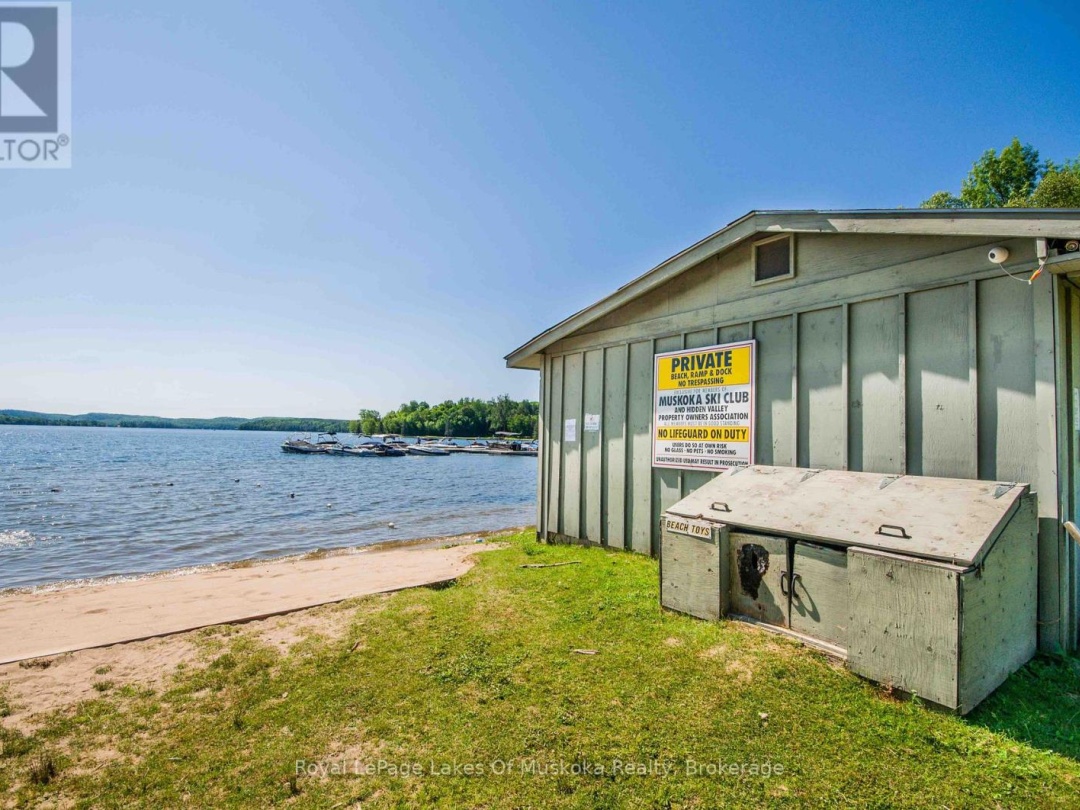 102 3 Tree Tops Lane, Peninsula Lake