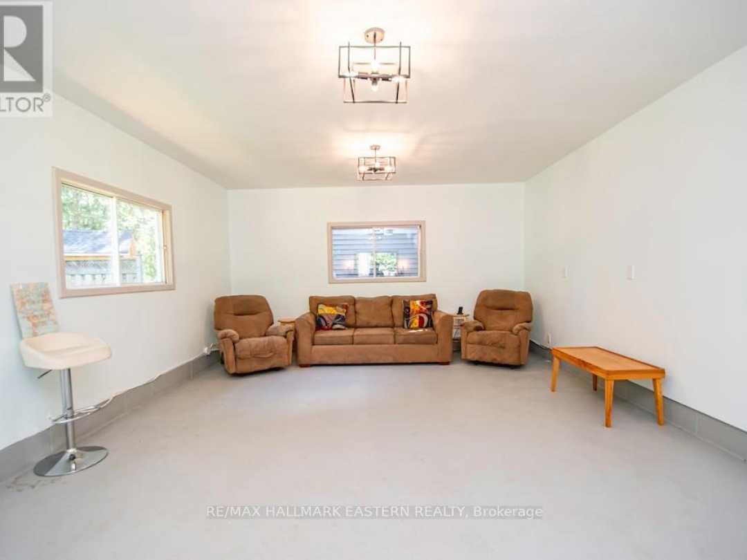 26 Manitou Lane, Pigeon Lake