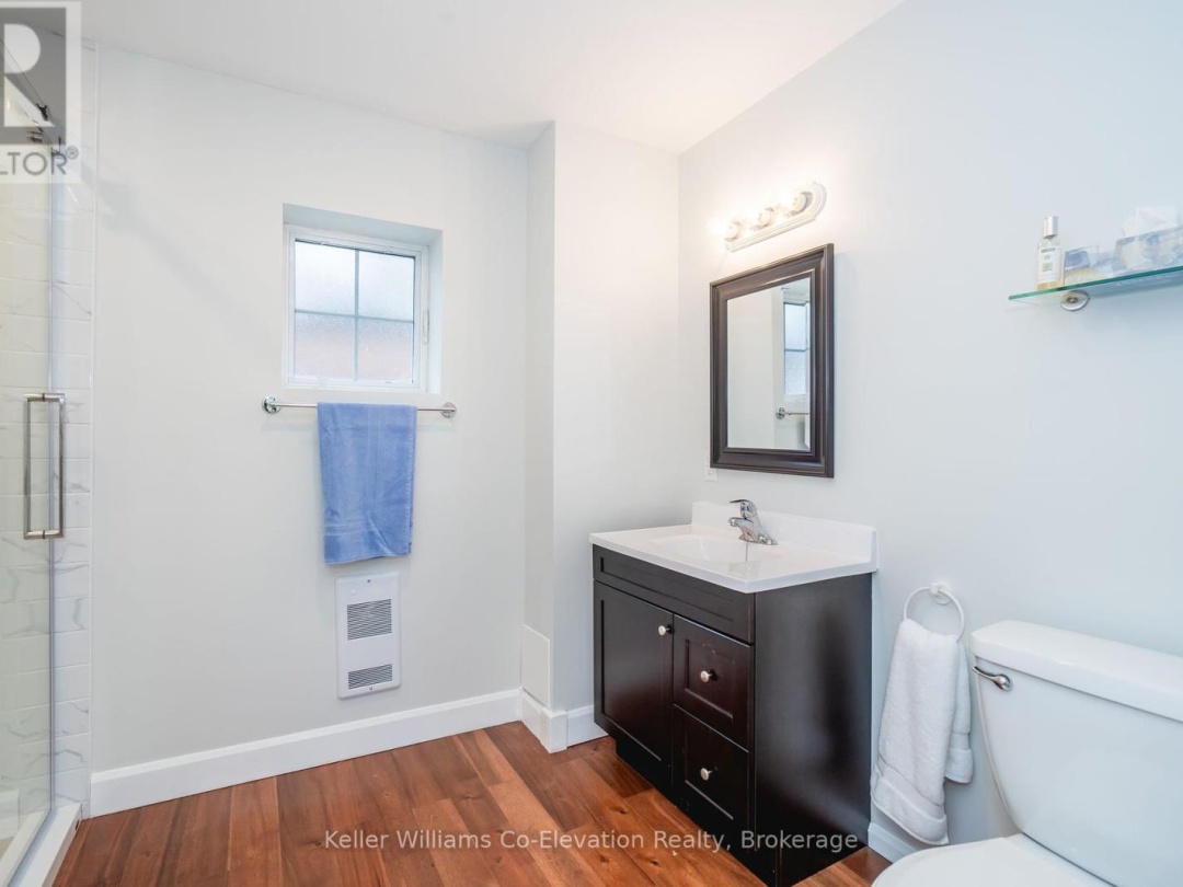 220 Robin's Point Road, Georgian Bay
