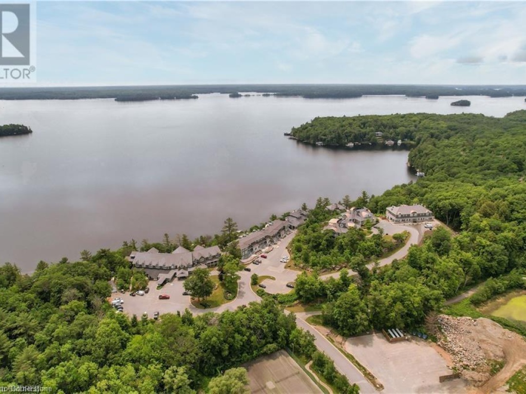 1869 Hwy 118 W Unit# Bhvb201, Lake Muskoka