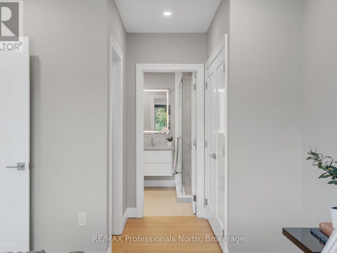 201 - 32 BRUNEL ROAD, 