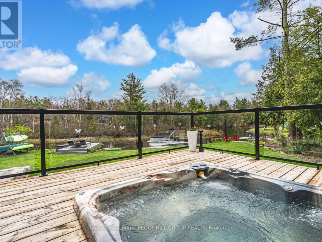 7952 Park Lane Crescent, Black Lake