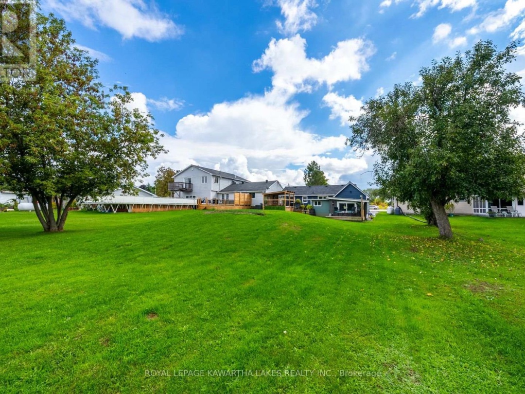 813 COUNTY ROAD 121 ROAD, 