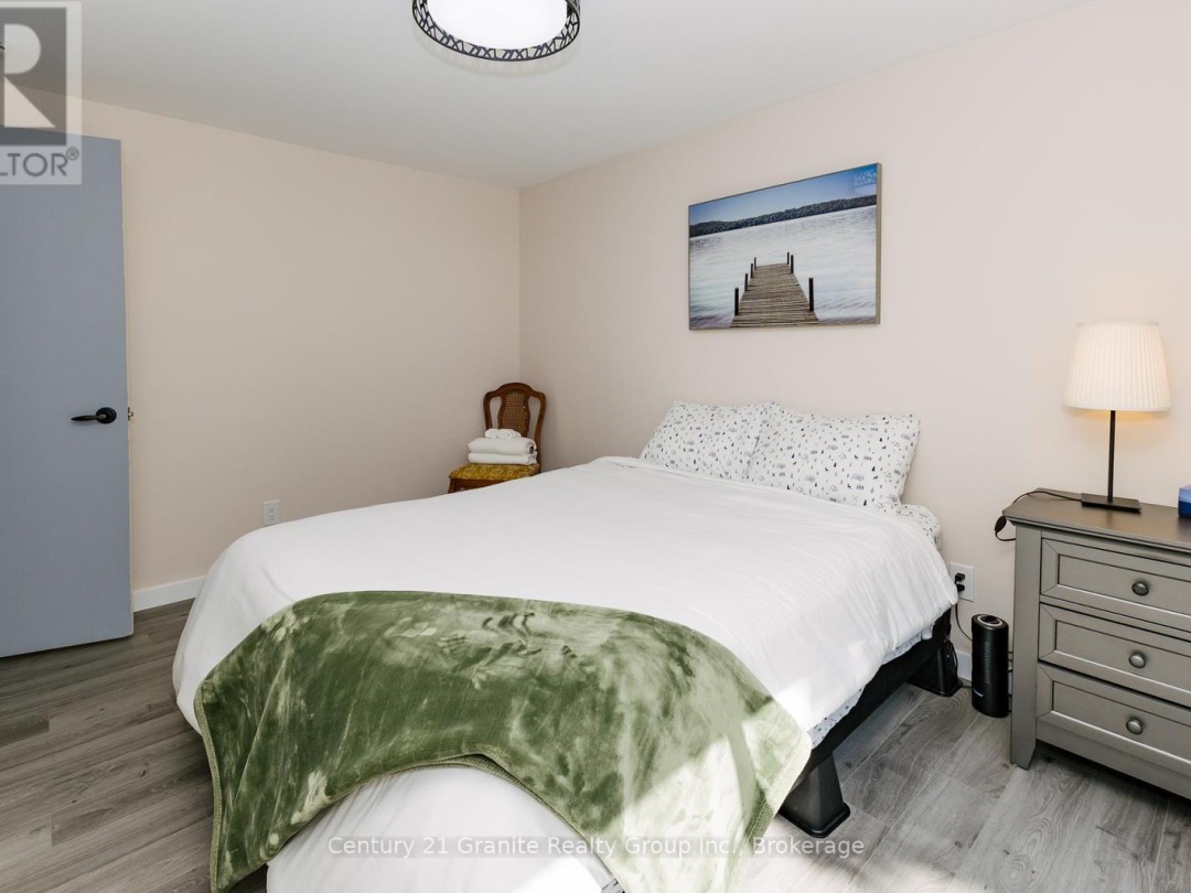 2347 KASHAGAWIGAMOG LAKE ROAD, 