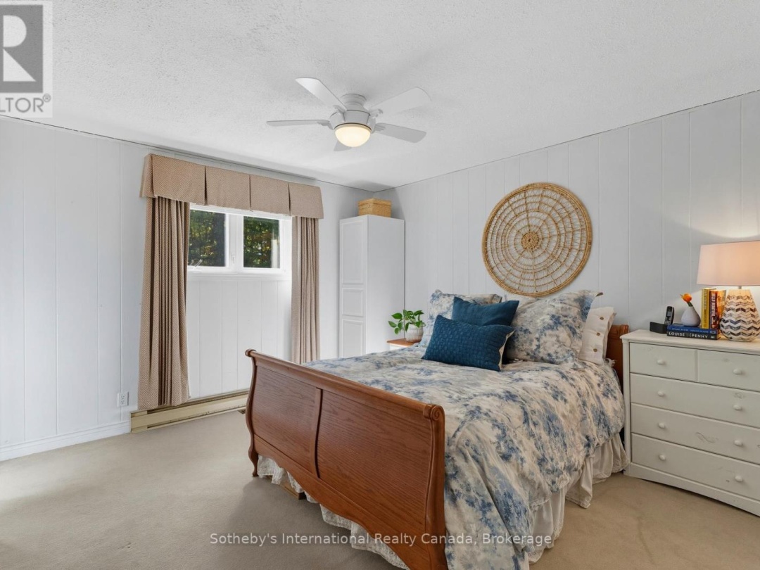 20 FISH ROCK ROAD, 