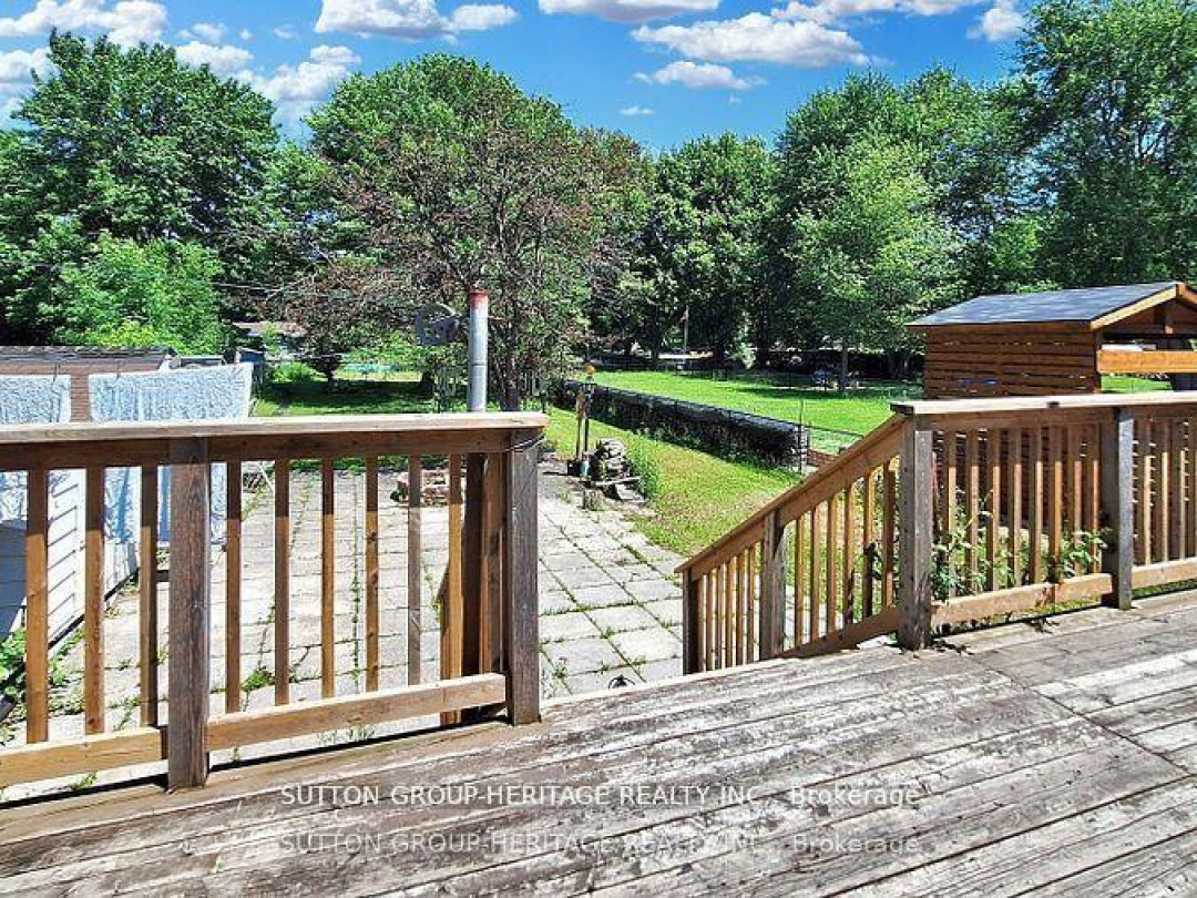 29 Lake Avenue, Lake Simcoe