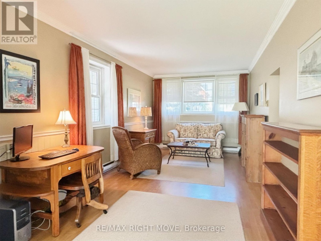 374 PETER STREET, 