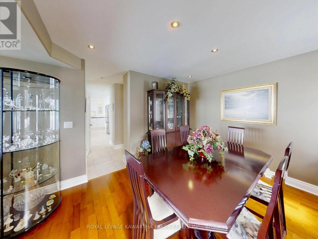 24 MCLENNANS BCH ROAD, Lake Simcoe