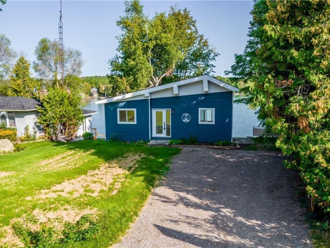 47 MOON POINT Drive, Lake Simcoe