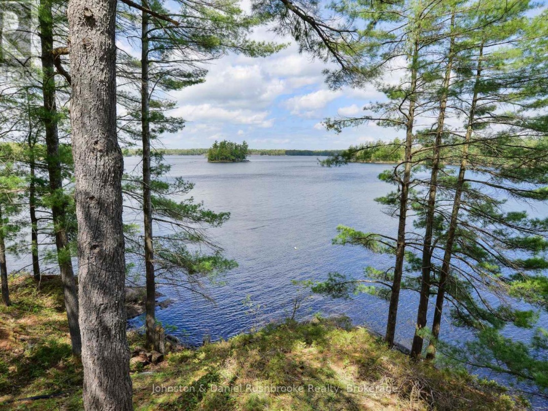 3 Island 2Ml, Morrison Lake
