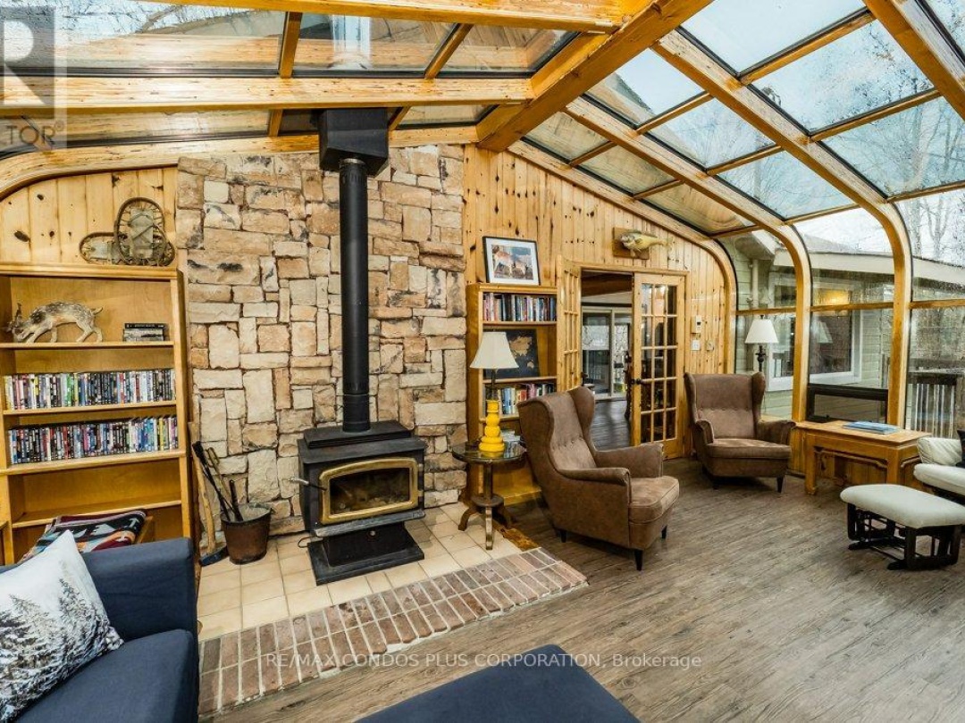 2341 Brady Lake Road, Brady Lake