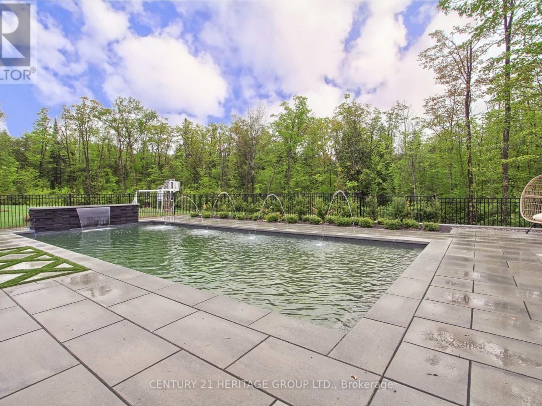 11 Oldenburg Court, Oro-Medonte