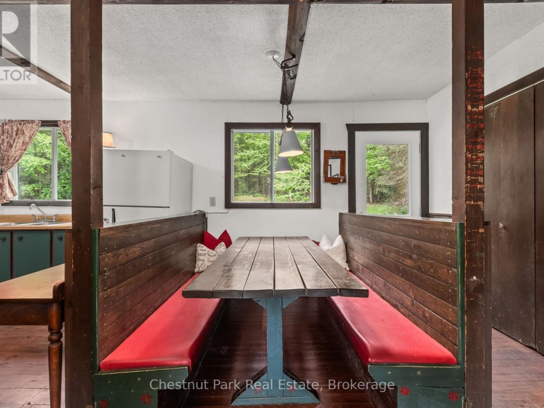 1 & 2 1230 Miriam Drive, Black Lake