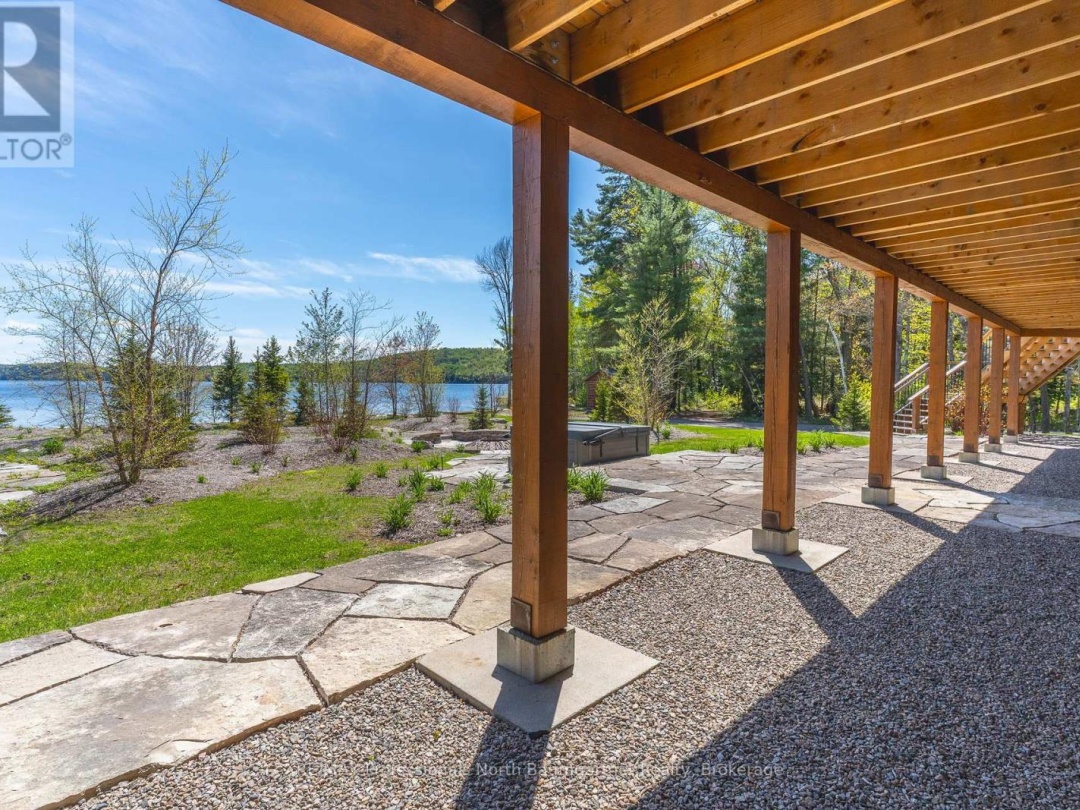 2987 Boice Bradley Road, Redstone Lake