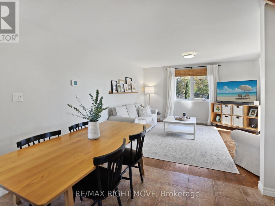 2900 LAKESIDE DRIVE, 