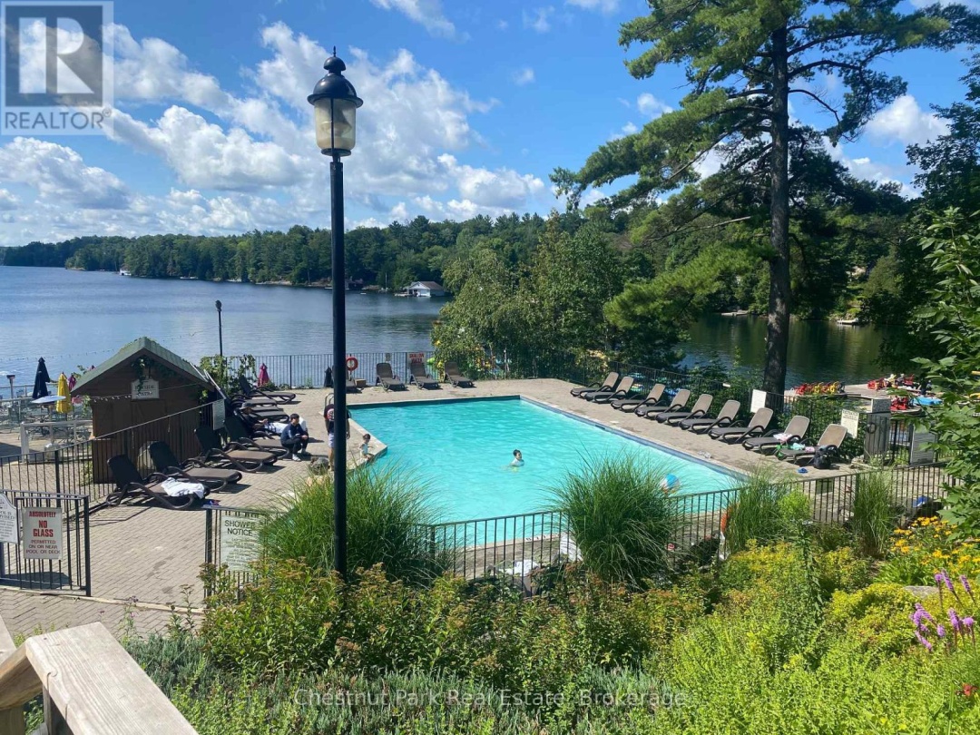 101 Glen Abbey Way, Lake Joseph