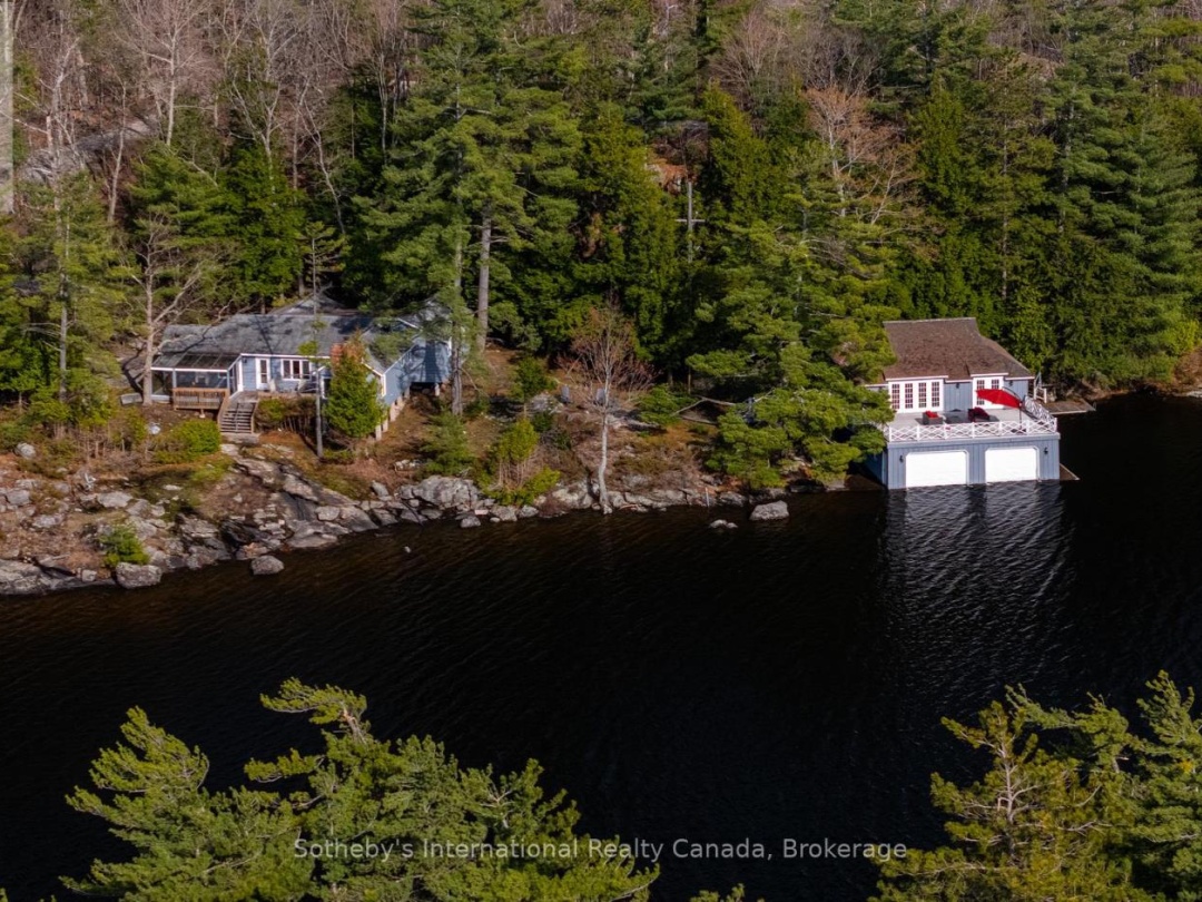 1-1076 BIRCH POINT ROAD, Lake Muskoka