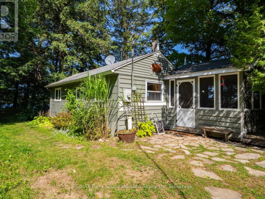 58 Deerfield Road, Manitouwabing Lake