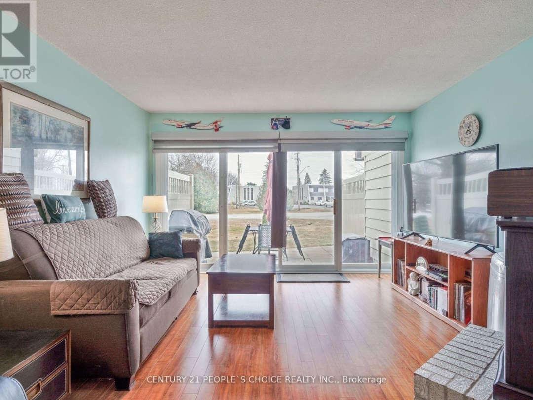 3 4 Paradise Boulevard, Lake Simcoe