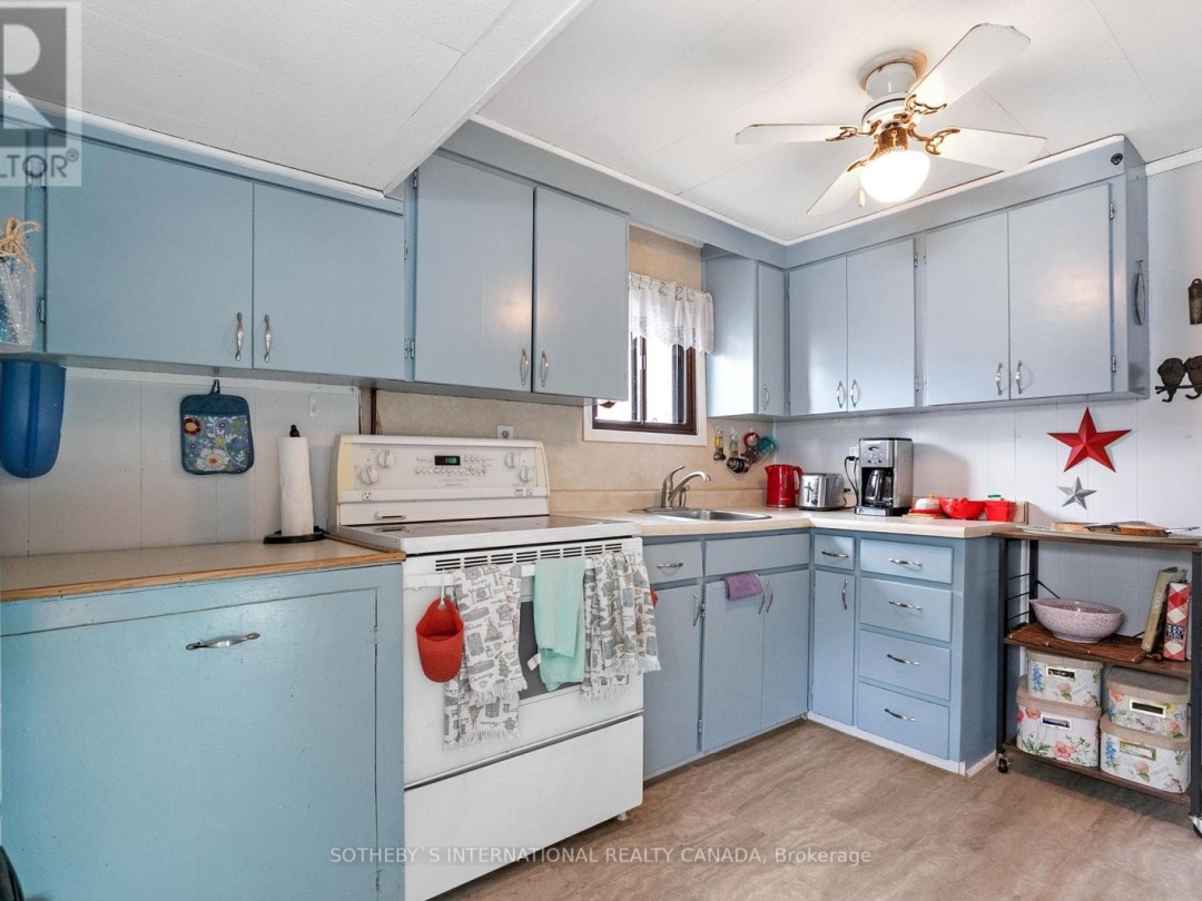 18 Third Street, Sturgeon Lake