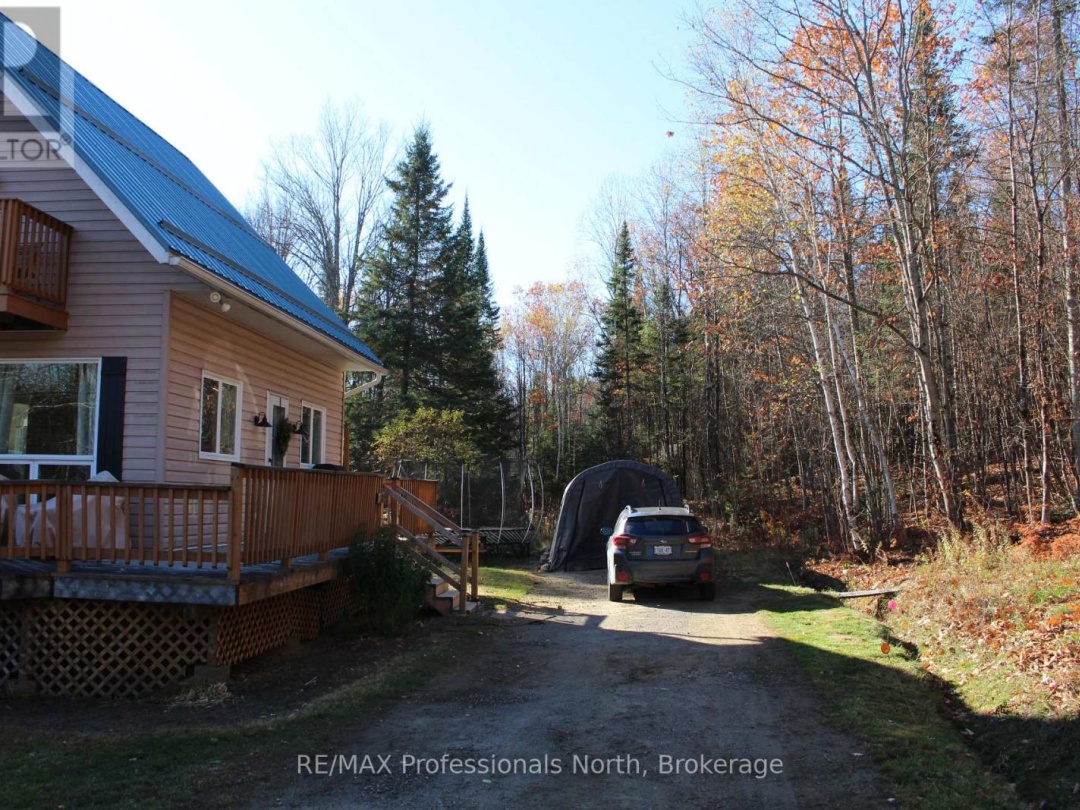 1121 OLD DONALD ROAD N, 